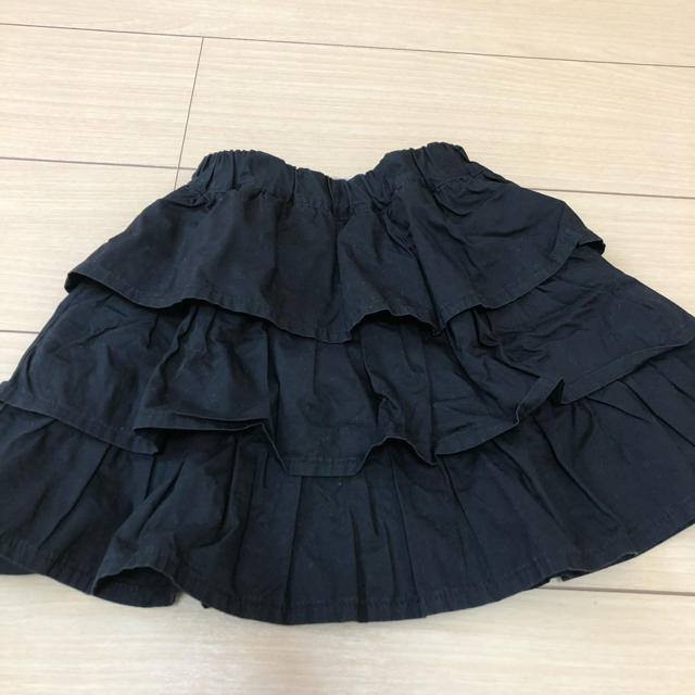 MARKEY'S(マーキーズ)のマーキーズ　スカート　女の子　ブラック　100 キッズ/ベビー/マタニティのキッズ服女の子用(90cm~)(スカート)の商品写真