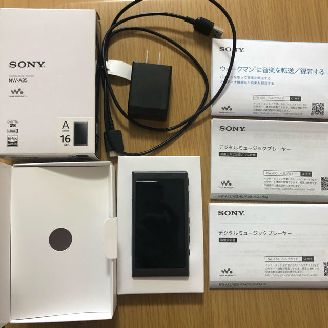 SONY(ソニー)のSONY WALKMAN ソニー ウォークマン スマホ/家電/カメラのオーディオ機器(ポータブルプレーヤー)の商品写真