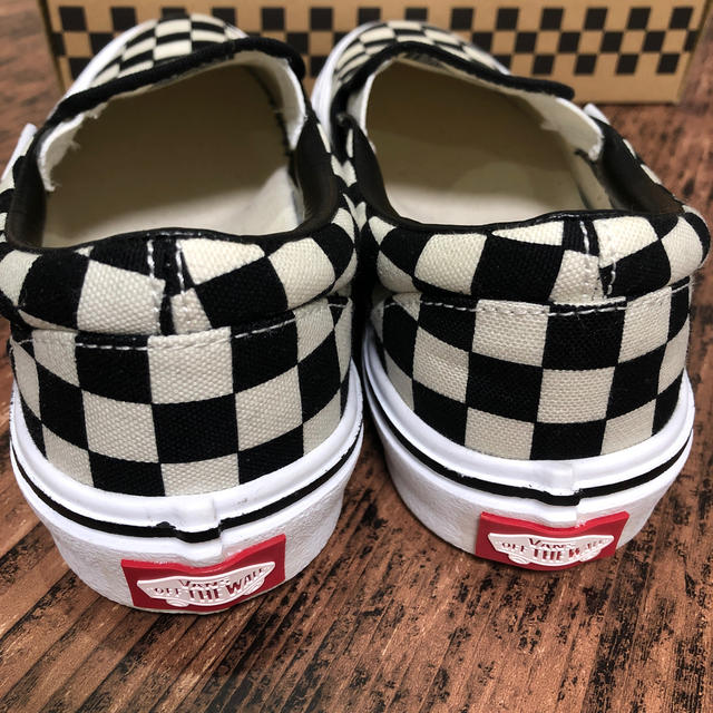 VANS(ヴァンズ)のvans  スリッポン　　22.5㎝　 キッズ/ベビー/マタニティのキッズ靴/シューズ(15cm~)(スリッポン)の商品写真