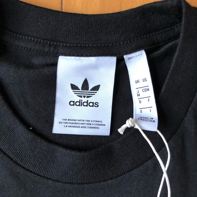 adidas(アディダス)の新品 アディダスオリジナルス adidas Tシャツ 黒色 Mサイズ メンズのトップス(Tシャツ/カットソー(半袖/袖なし))の商品写真