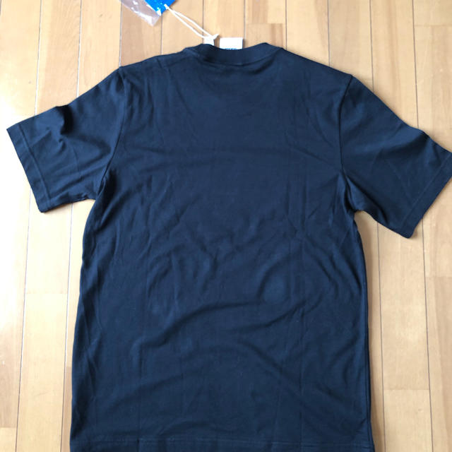 adidas(アディダス)の新品 アディダスオリジナルス adidas Tシャツ 黒色 Mサイズ メンズのトップス(Tシャツ/カットソー(半袖/袖なし))の商品写真