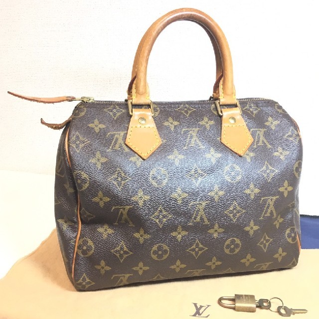 【ですが】 LOUIS VUITTON - ルイヴィトン モノグラム スピーディ25 カデナと鍵付きの通販 by フリフリ|ルイヴィトンならラクマ になります