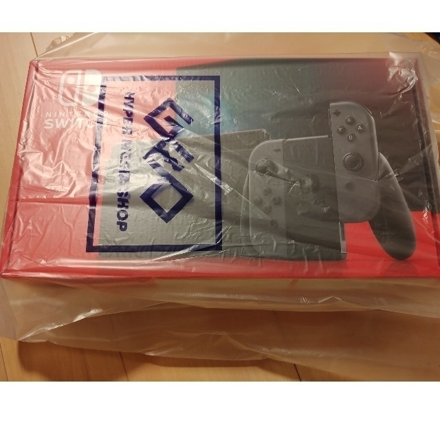 Nintendo Switch(ニンテンドースイッチ)の【新品】Nintendo Switch Joy-Con(L)/(R) グレー エンタメ/ホビーのゲームソフト/ゲーム機本体(家庭用ゲーム機本体)の商品写真