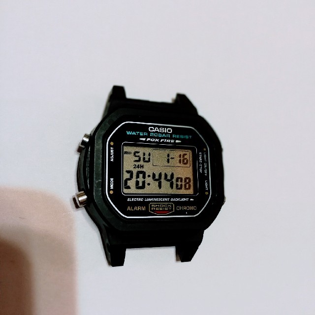 G-SHOCK(ジーショック)の値下げ💴G-SHOCK　DW5600E　内部本体　バネ棒つき メンズの時計(腕時計(デジタル))の商品写真