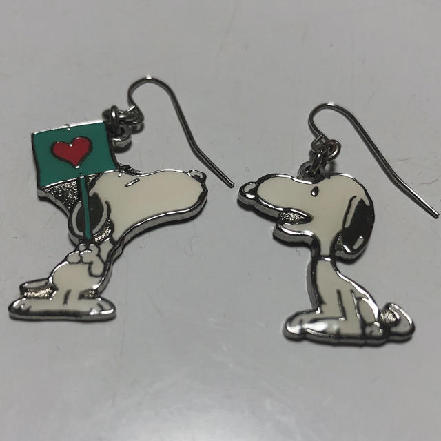 USJ(ユニバーサルスタジオジャパン)のSNOOPY ピアス レディースのアクセサリー(ピアス)の商品写真