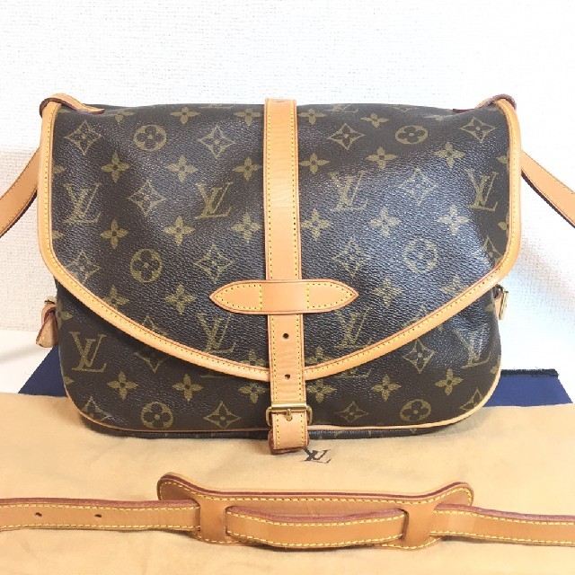 LOUIS VUITTON(ルイヴィトン)の美品　ルイヴィトン　モノグラム　ソミュール30 レディースのバッグ(ショルダーバッグ)の商品写真