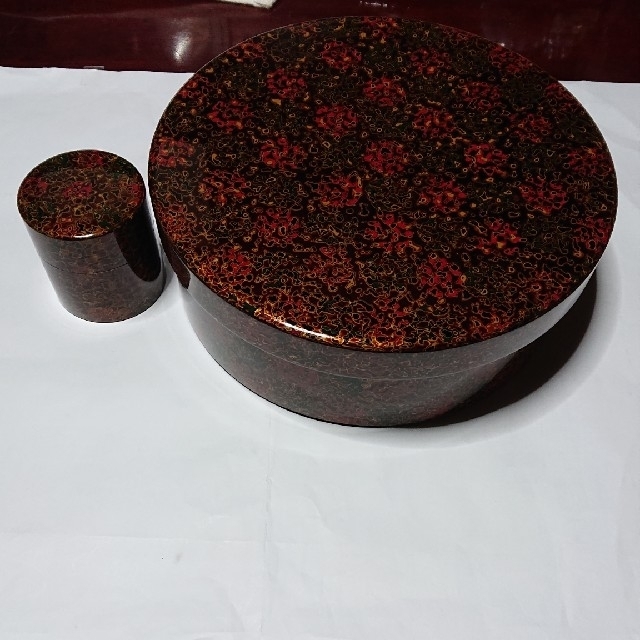 伝統工芸品津軽塗唐塗茶櫃と茶筒未使用品