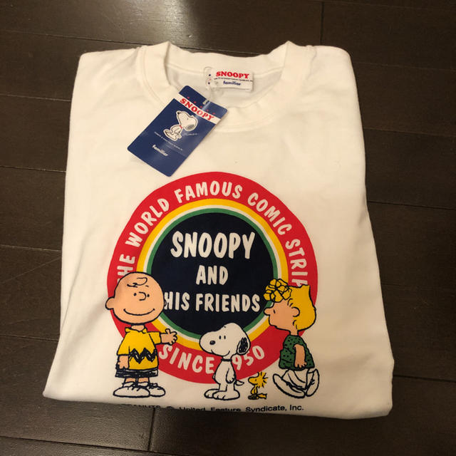 PEANUTS(ピーナッツ)の新品　SNOOPY  スヌーピー　Tシャツ　Mサイズ レディースのトップス(Tシャツ(半袖/袖なし))の商品写真