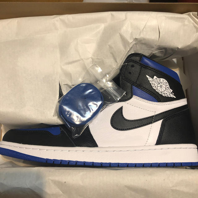 NIKE(ナイキ)のAJ1  Royal Toe 28.5 air jordan 1 メンズの靴/シューズ(スニーカー)の商品写真