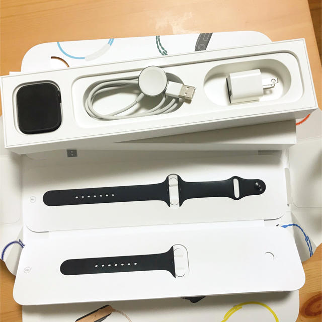【GPS + cellular】Apple Watch 4 ステンレスモデル