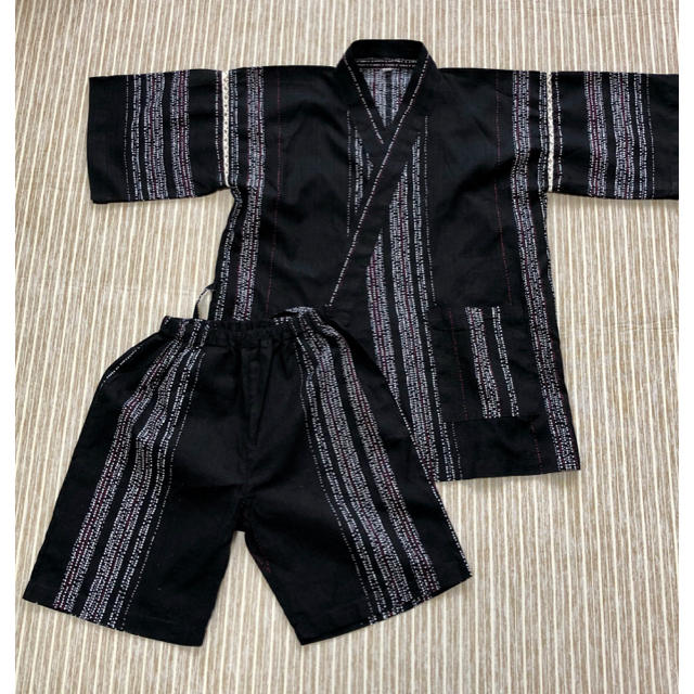 130センチ　男の子　浴衣　甚平 キッズ/ベビー/マタニティのキッズ服男の子用(90cm~)(甚平/浴衣)の商品写真