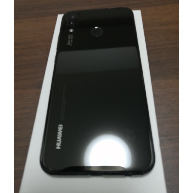 ANDROID(アンドロイド)のHUAWEI P20lite ミッドナイトブラック　32GB　SIMフリー版 スマホ/家電/カメラのスマートフォン/携帯電話(スマートフォン本体)の商品写真