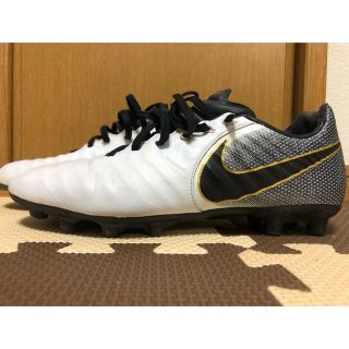 ナイキ ロゴ シューズの通販 31点 Nikeのスポーツ アウトドアを買うならラクマ