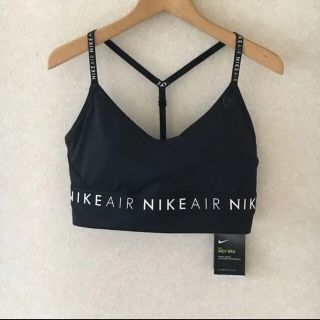 ナイキ(NIKE)のNIKE ナイキ スポーツブラ レディース Mサイズ 新品(トレーニング用品)