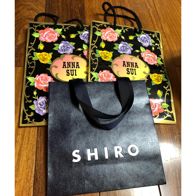 ANNA SUI(アナスイ)のANNA SUI 、SHIRO  紙袋 レディースのバッグ(ショップ袋)の商品写真