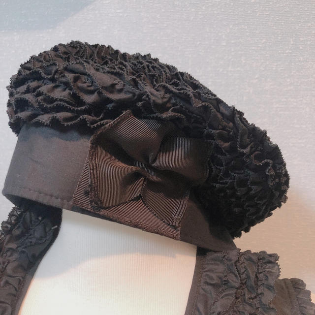 KANEKO ISAO(カネコイサオ)のワンダフルワールド　黒フリル帽子 レディースの帽子(その他)の商品写真