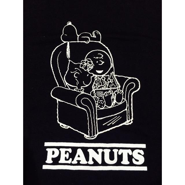 PEANUTS(ピーナッツ)の新品未使用！ PEANUTS スヌーピー Tシャツ レディースのトップス(Tシャツ(半袖/袖なし))の商品写真