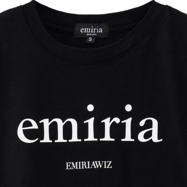 EmiriaWiz(エミリアウィズ)のEmiria Wiz ビッグロゴTシャツ レディースのトップス(Tシャツ(半袖/袖なし))の商品写真