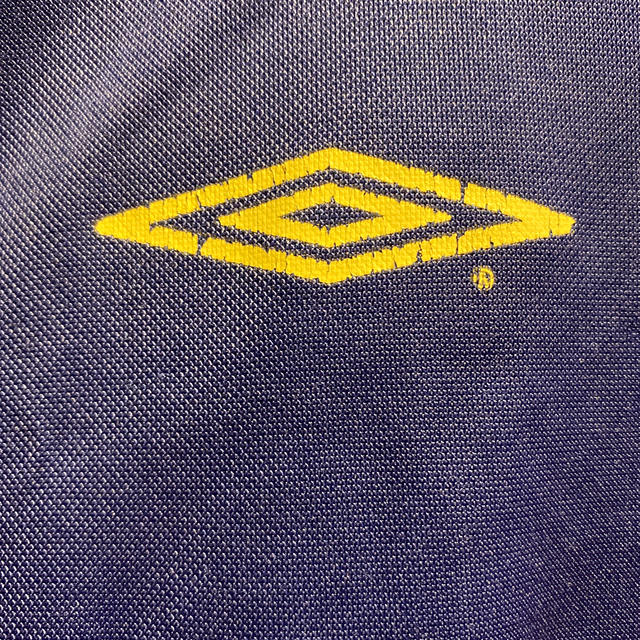 UMBRO(アンブロ)のUMBRO ⚽️サッカー練習着⚽️150㎝ キッズ/ベビー/マタニティのキッズ服男の子用(90cm~)(Tシャツ/カットソー)の商品写真