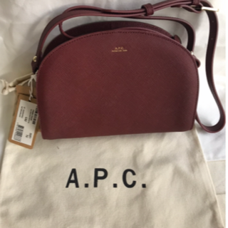 A.P.C - APC ショルダーバッグ の通販｜ラクマ