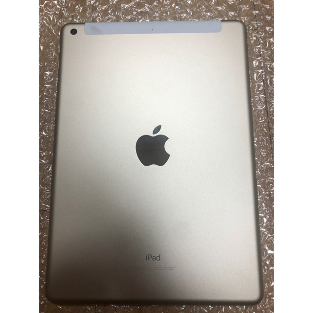 Apple(アップル)のApple  iPad（第5世代/2017） Cellular 32GB  スマホ/家電/カメラのPC/タブレット(タブレット)の商品写真