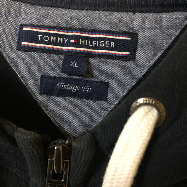 TOMMY HILFIGER(トミーヒルフィガー)のy様専用　トミーヒルフィガー　パーカー メンズのトップス(パーカー)の商品写真