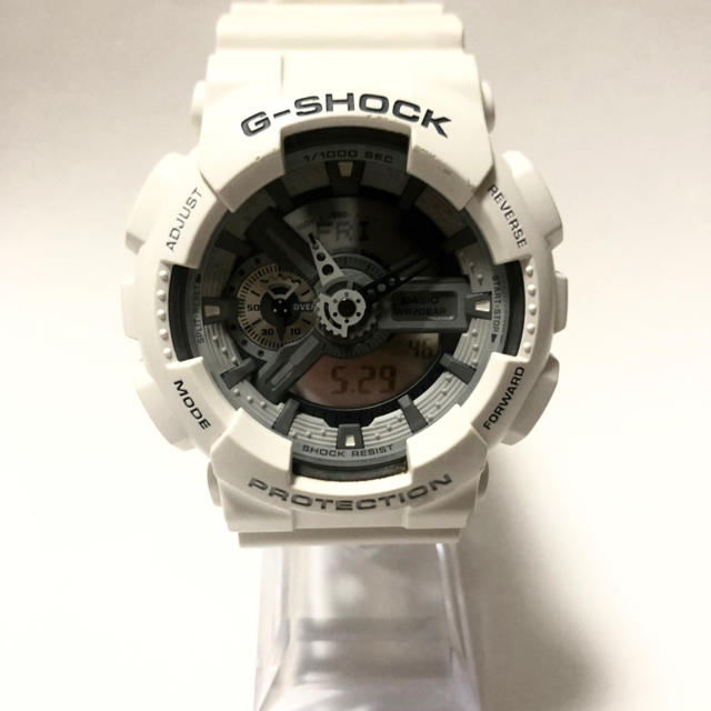 Gーショック　ホワイト メンズの時計(腕時計(デジタル))の商品写真