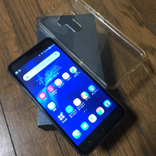 ASUS Zenfone3 ZE552KL(国内版)  SIMフリー スマホ/家電/カメラのスマートフォン/携帯電話(スマートフォン本体)の商品写真