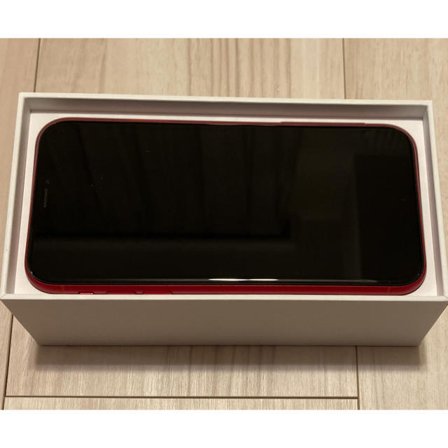 iPhone(アイフォーン)の【Beroea様専用】iPhone XR RED 64 GB SIMフリー スマホ/家電/カメラのスマートフォン/携帯電話(スマートフォン本体)の商品写真