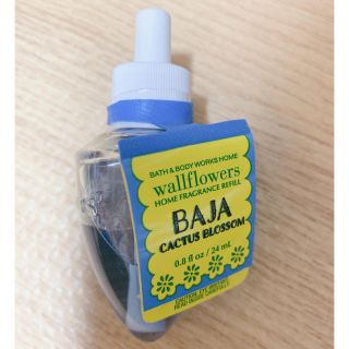 バスアンドボディーワークス(Bath & Body Works)のolivivi様専用！　Wallflower リフィル2個おまとめ(アロマポット/アロマランプ/芳香器)