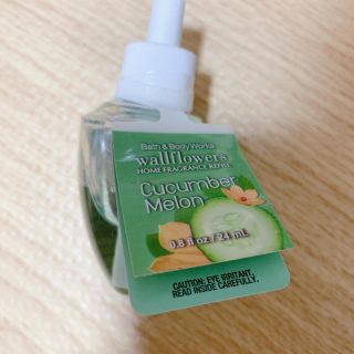 バスアンドボディーワークス(Bath & Body Works)のおまとめ割引あり！Wallflower リフィルBath&Body Works (アロマポット/アロマランプ/芳香器)