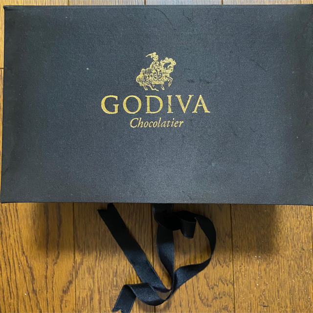 chocolate(チョコレート)のGODIVA チョコレートケース(化粧箱) ちょっと小さめ インテリア/住まい/日用品のインテリア小物(小物入れ)の商品写真