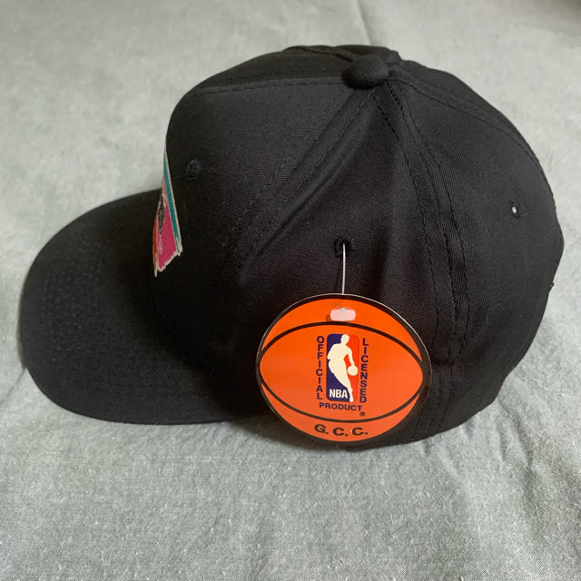 NBA 90s San Antonio Spurs Snapback Cap メンズの帽子(キャップ)の商品写真