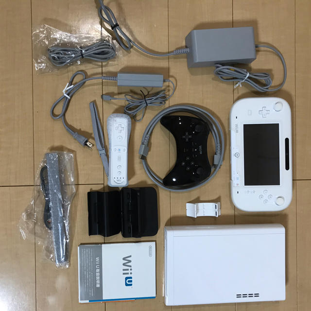 【動作確認済】任天堂　wiiu マリオカート8セット　32GB プロコン付き 2