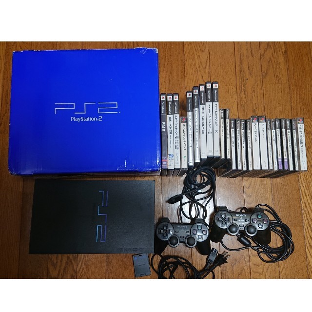 PlayStation2(プレイステーション2)のPlayStation2 PS2本体 ソフト19本 エンタメ/ホビーのゲームソフト/ゲーム機本体(家庭用ゲーム機本体)の商品写真