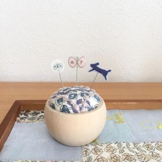 ミナペルホネン(mina perhonen)の針山　ピンクッション　まち針　ハンドメイド　ミナペルホネン  choucho(雑貨)