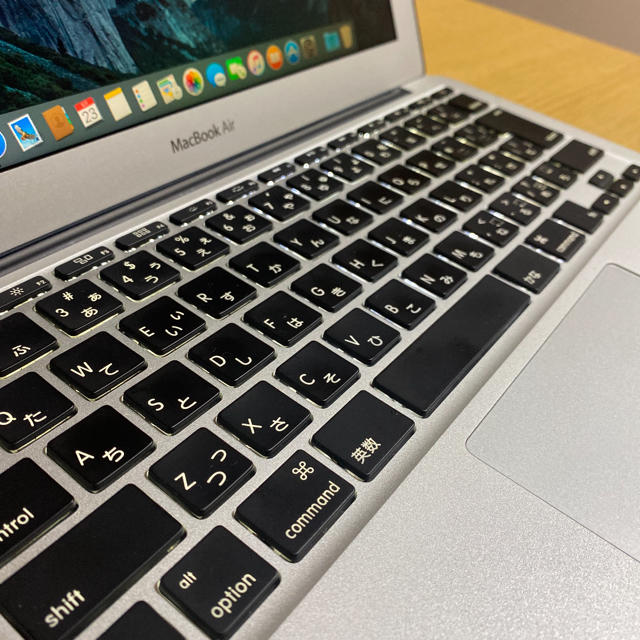 Mac (Apple)(マック)の最終値下げ！Macbook Air late 2011(A1370) 美品 スマホ/家電/カメラのPC/タブレット(ノートPC)の商品写真