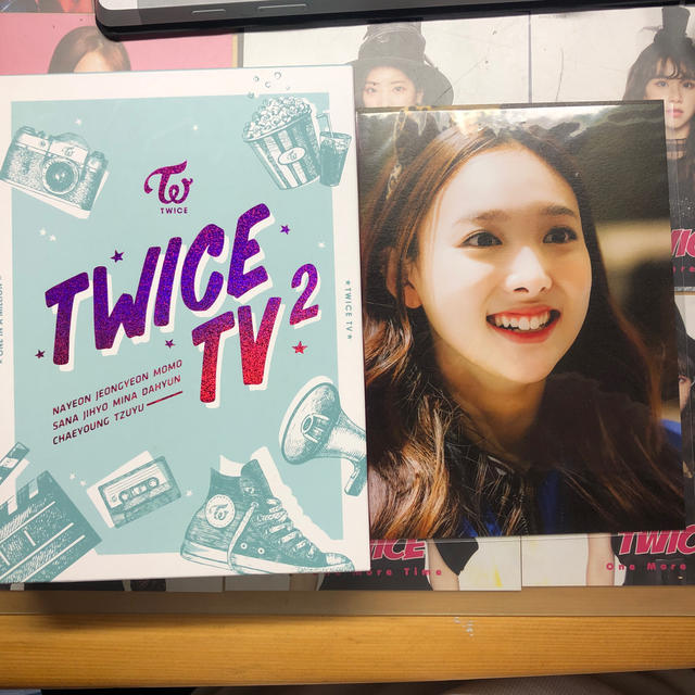 TWICE TV2ポストカード | フリマアプリ ラクマ