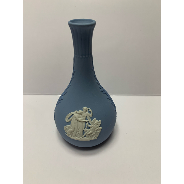 WEDGWOOD(ウェッジウッド)のウェッジウッド　アンティーク小物入れ＆花瓶　セット インテリア/住まい/日用品のインテリア小物(花瓶)の商品写真