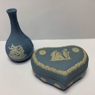 ウェッジウッド(WEDGWOOD)のウェッジウッド　アンティーク小物入れ＆花瓶　セット(花瓶)