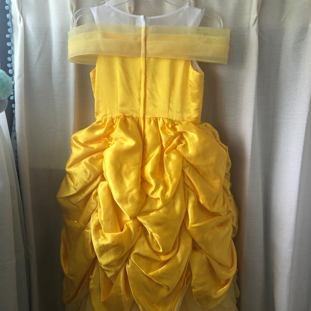 Disney(ディズニー)のディズニーランド  ビビディバビディブティックドレス  ベル  130 キッズ/ベビー/マタニティのキッズ服女の子用(90cm~)(ドレス/フォーマル)の商品写真