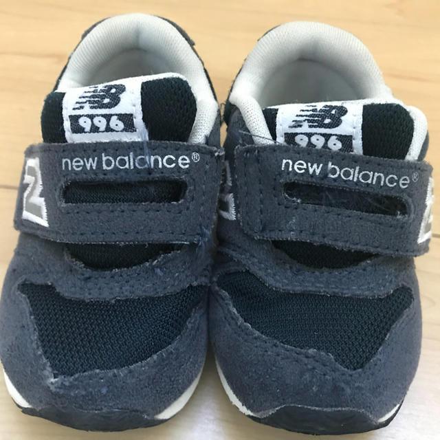 New Balance(ニューバランス)のニューバランス ネイビー 12.5センチ キッズ/ベビー/マタニティのベビー靴/シューズ(~14cm)(スニーカー)の商品写真