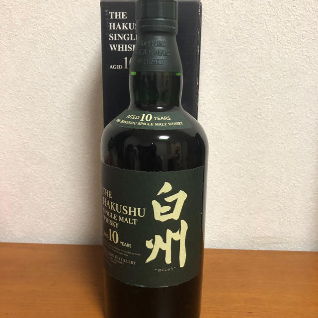 サントリー(サントリー)のサントリー　未開栓　白州10年シングルモルト 食品/飲料/酒の酒(ウイスキー)の商品写真