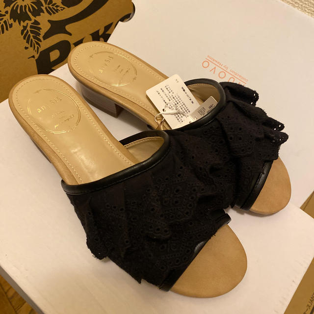 anySiS(エニィスィス)のany sis サンダル サイズM(〜23.5cm)ブラック フリル付 レディースの靴/シューズ(サンダル)の商品写真