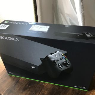 マイクロソフト(Microsoft)のXbox one x 本体(家庭用ゲーム機本体)