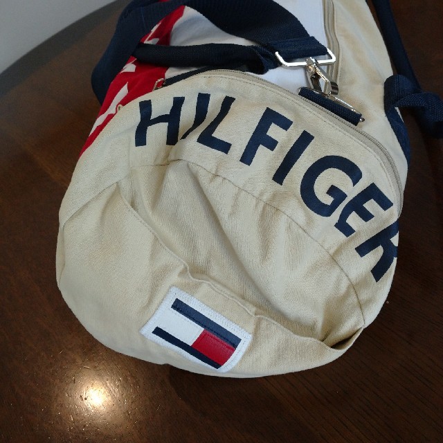 TOMMY HILFIGER(トミーヒルフィガー)のトミーヒルフィガーボストンバッグ メンズのバッグ(ボストンバッグ)の商品写真