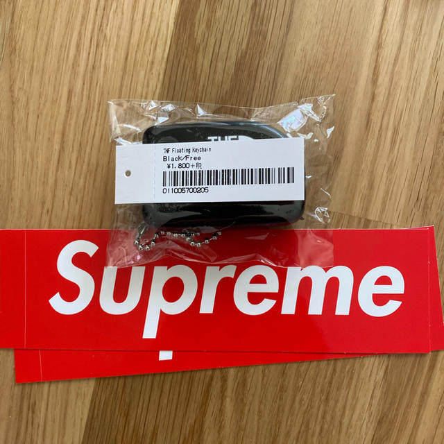 Supreme(シュプリーム)のSupreme the north face floating keychain メンズのファッション小物(キーホルダー)の商品写真