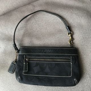 コーチ(COACH)のコーチ　COACH リストレット　黒　シグネチャー(財布)