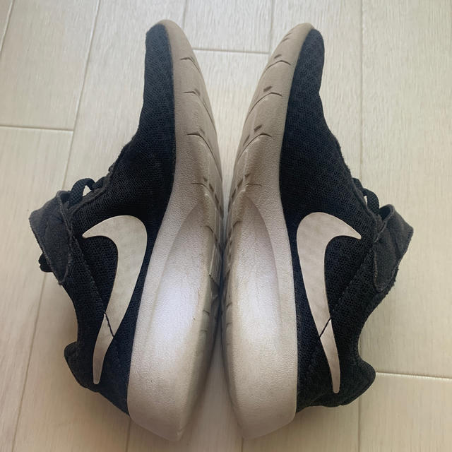 NIKE(ナイキ)のNIKE 。mayu様専用 キッズ/ベビー/マタニティのキッズ靴/シューズ(15cm~)(スニーカー)の商品写真