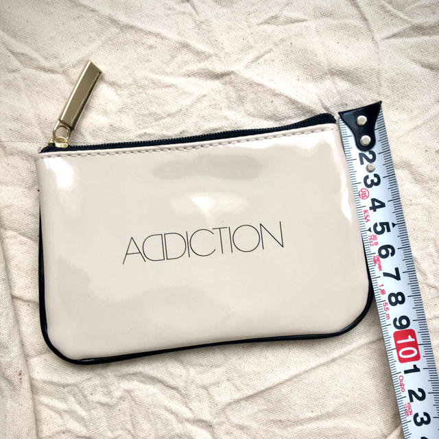 ADDICTION(アディクション)の非売品　ADDICTION ミニポーチ レディースのファッション小物(ポーチ)の商品写真